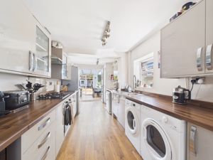 kitchen- click for photo gallery